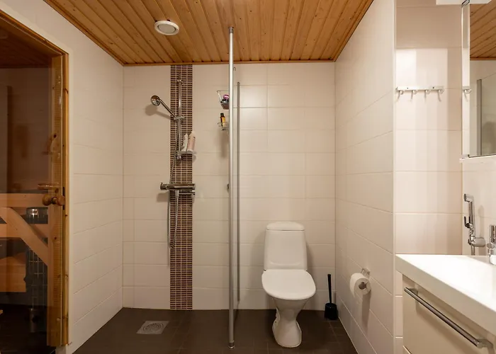 Transit & Sauna Airport بيت ضيافة فانتا