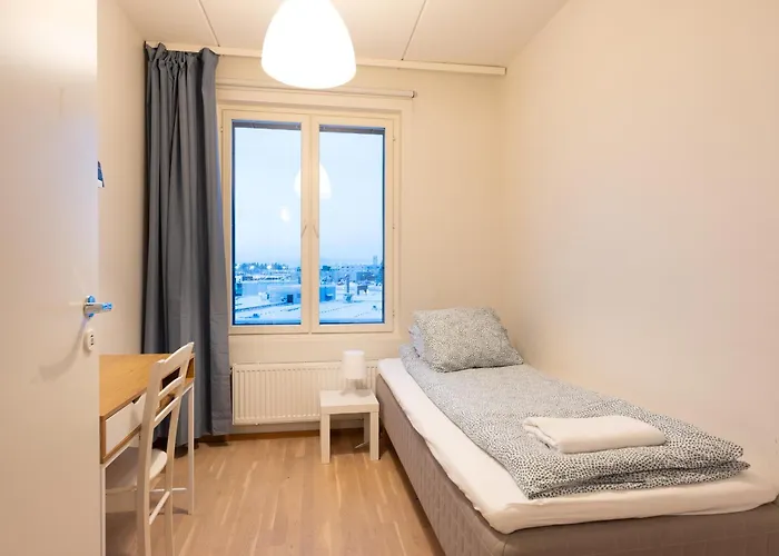 Transit & Sauna Airport * فانتا