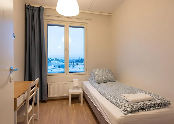 بيت ضيافة Transit & Sauna Airport